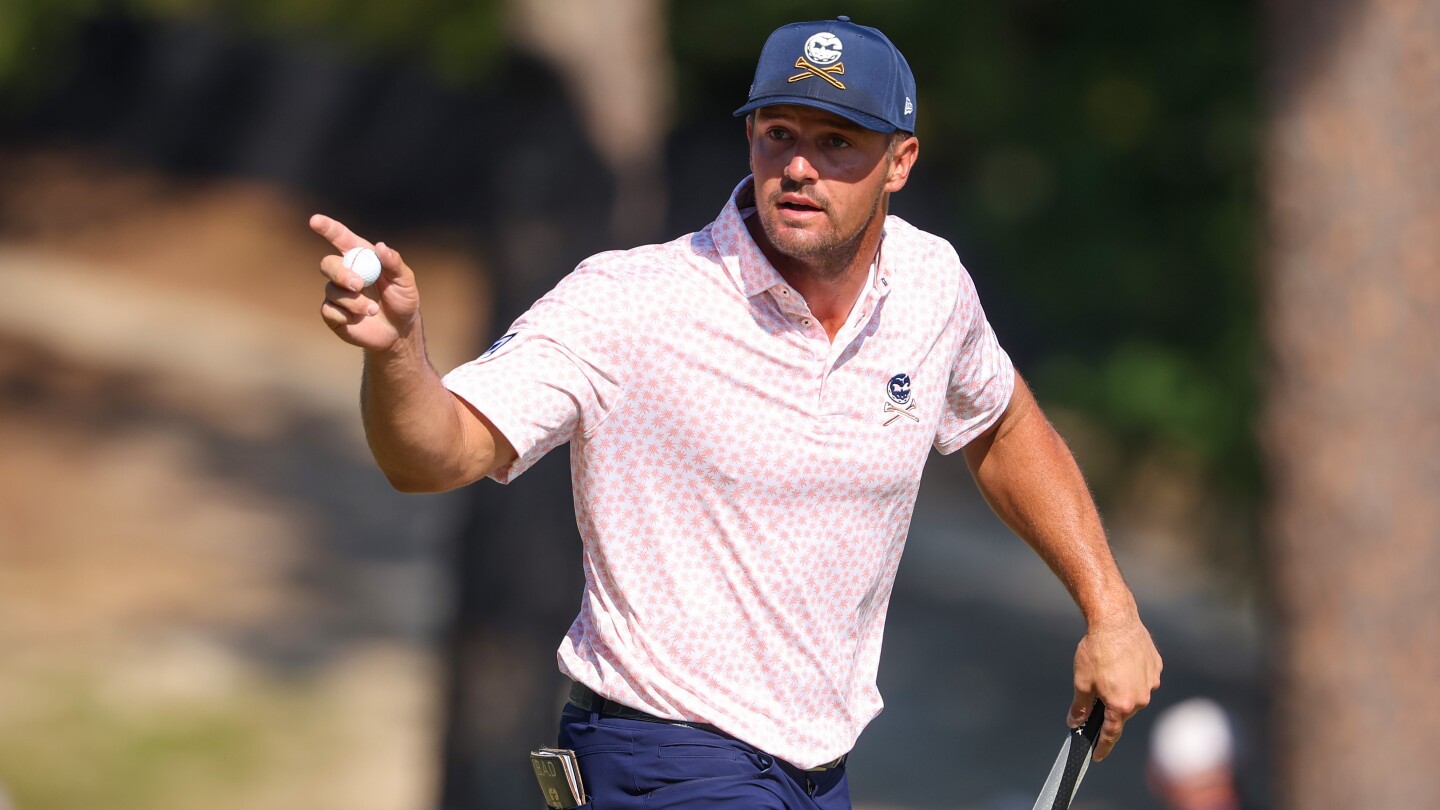 Bryson DeChambeau turns U.S. Open into one-man show with three-shot lead