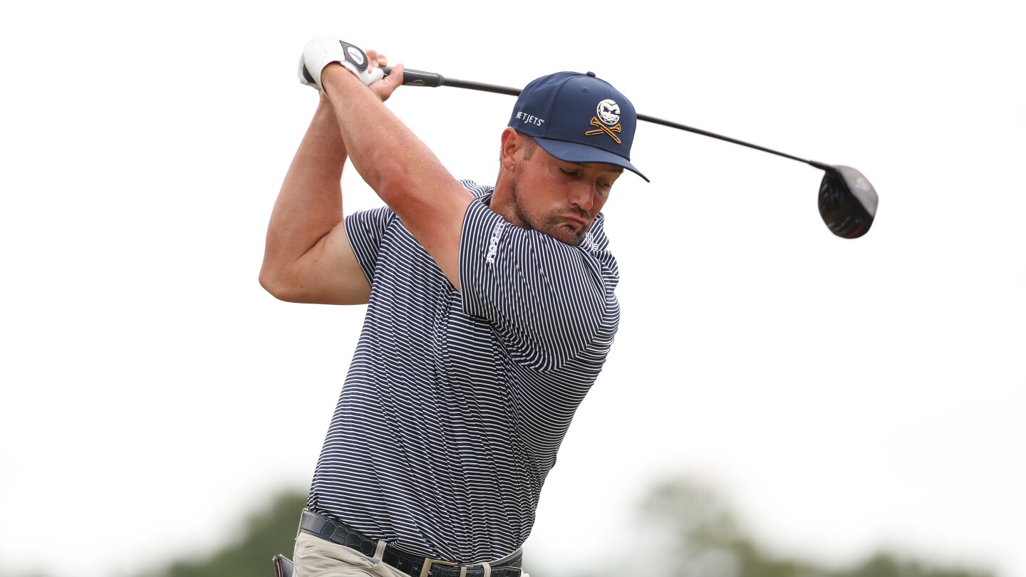 Bryson DeChambeau replaces driver head minutes before U.S. Open final round