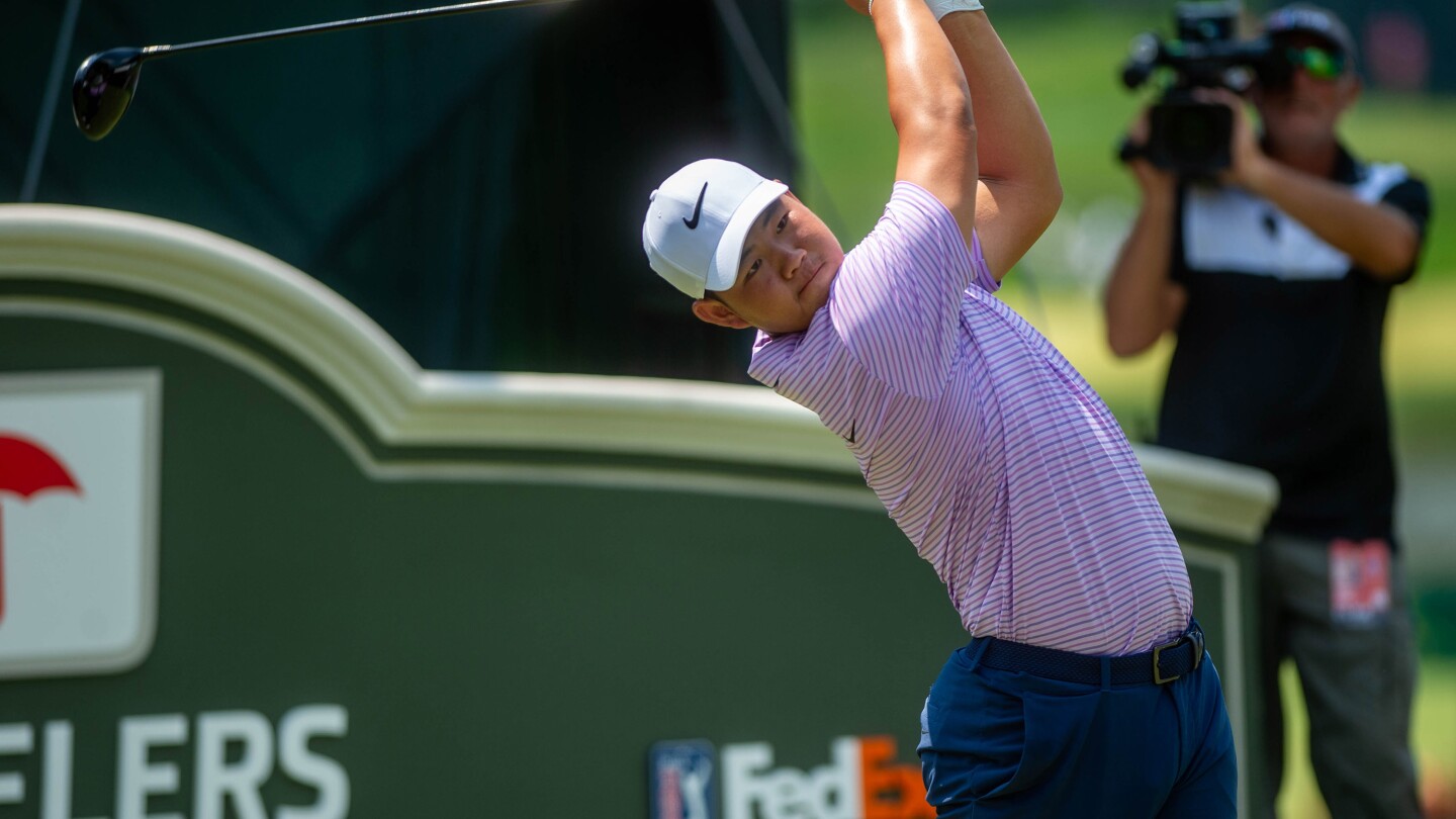 Tom Kim leads fellow birthday boy Scottie Scheffler at Travelers Championship