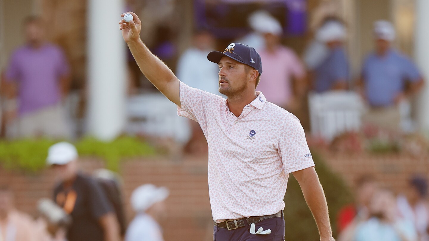 U.S. Open 2024: Bryson DeChambeau anything but boring down stretch as he takes control