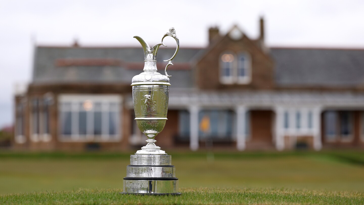 Rain, wind expected for opening round at Royal Troon