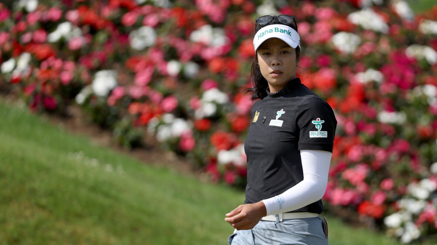 Tavatanakit, Lindblad and Dryburgh share lead at Amundi Evian Championship