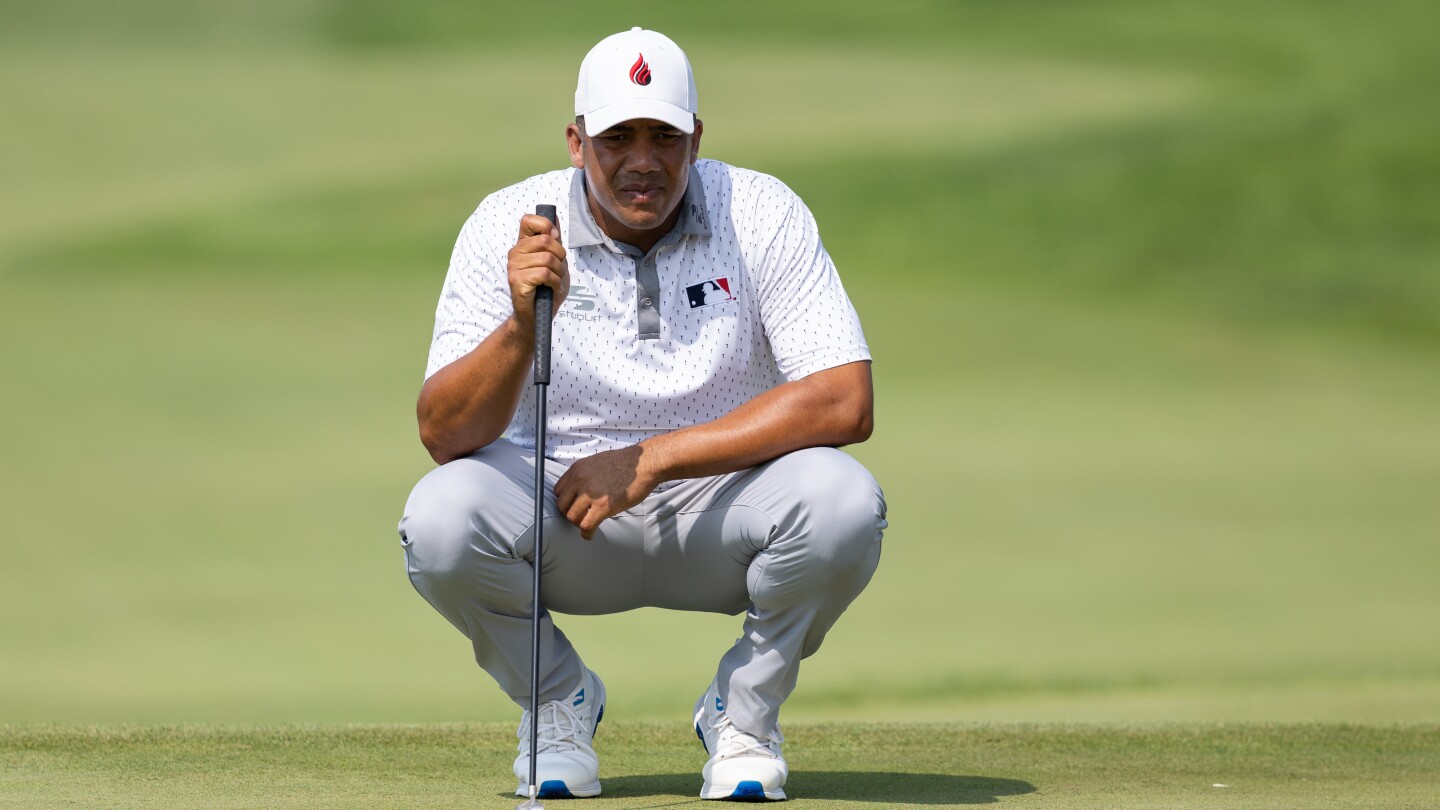 Jhonattan Vegas takes 54-hole lead at 3M Open in bid for 1st victory since 2017