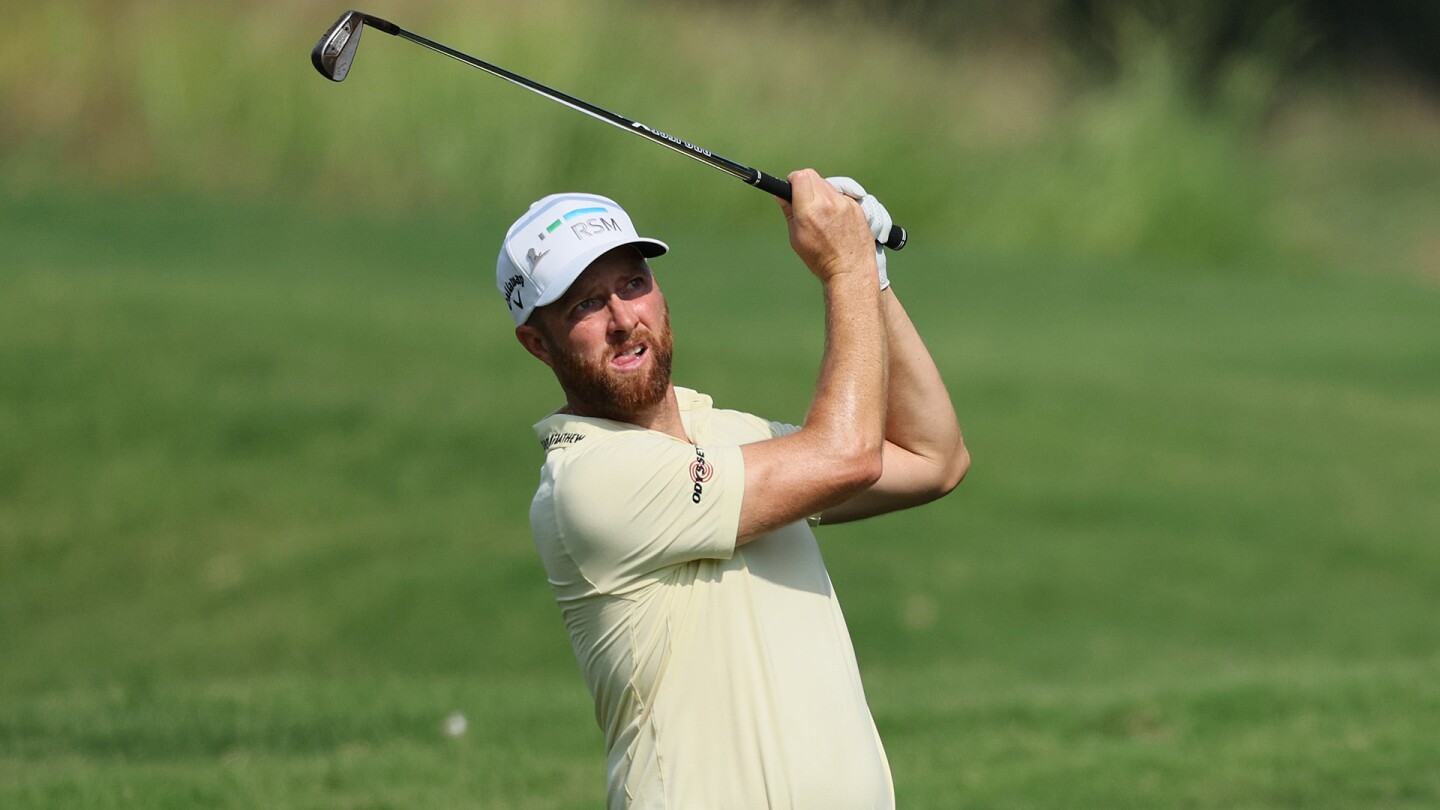 Chris Kirk hits hole-in-one on way to Round 1 lead at FedEx St. Jude