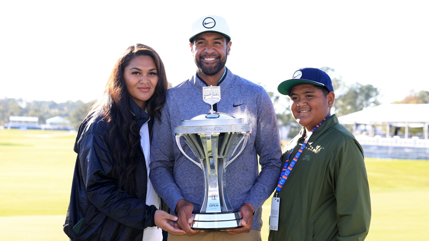 Tony Finau delivers one of best parenting quotes you’ll ever hear PGA Tour pro say