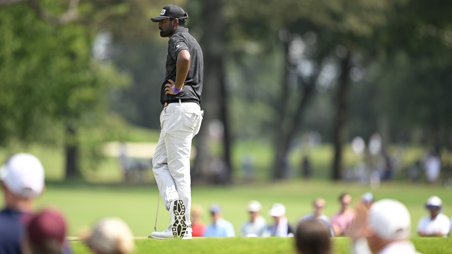 Sahith Theegala calls penalty on self, loses two strokes at Tour Championship