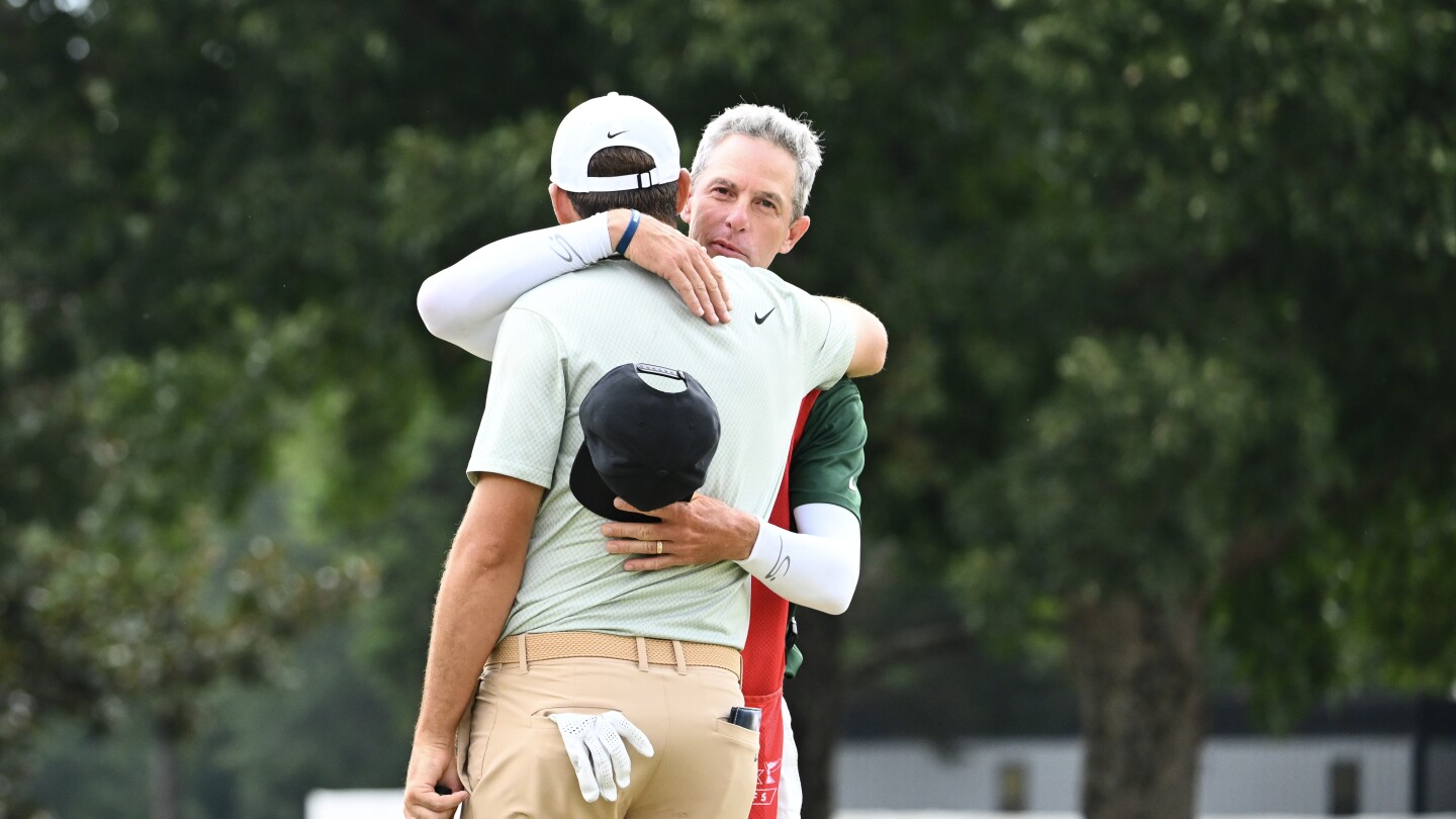 Projecting how much money Scottie Scheffler’s caddie, Ted Scott, made this season