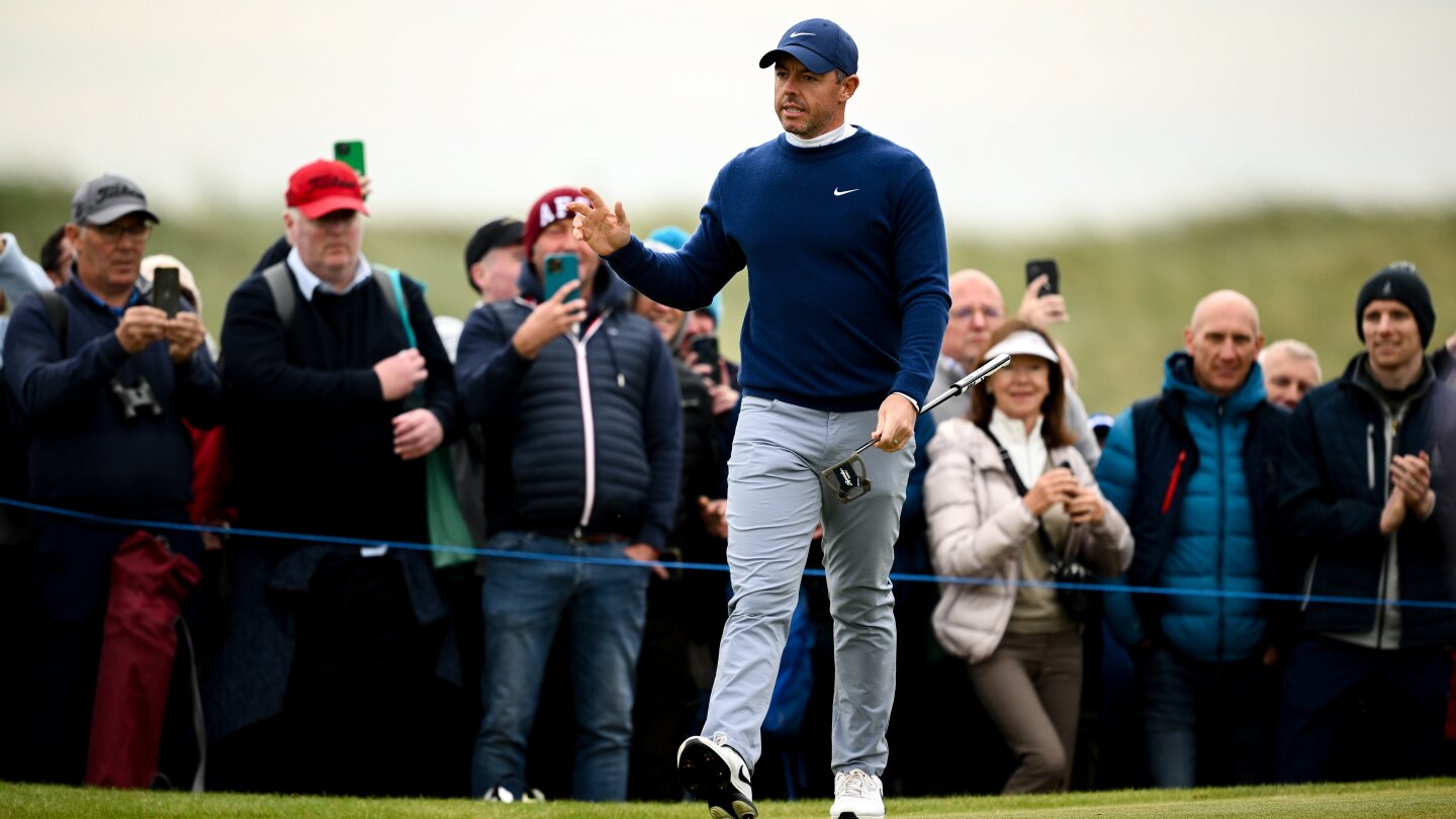 Matteo Manassero leads Irish Open through two rounds with Rory McIlroy two back