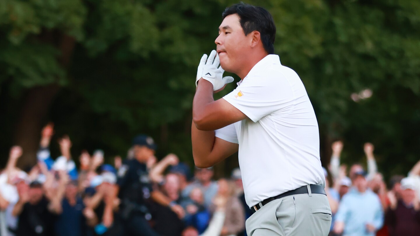 Si Woo Kim reacts to pitch-in with Steph Curry’s ‘night, night’ celebration but loses