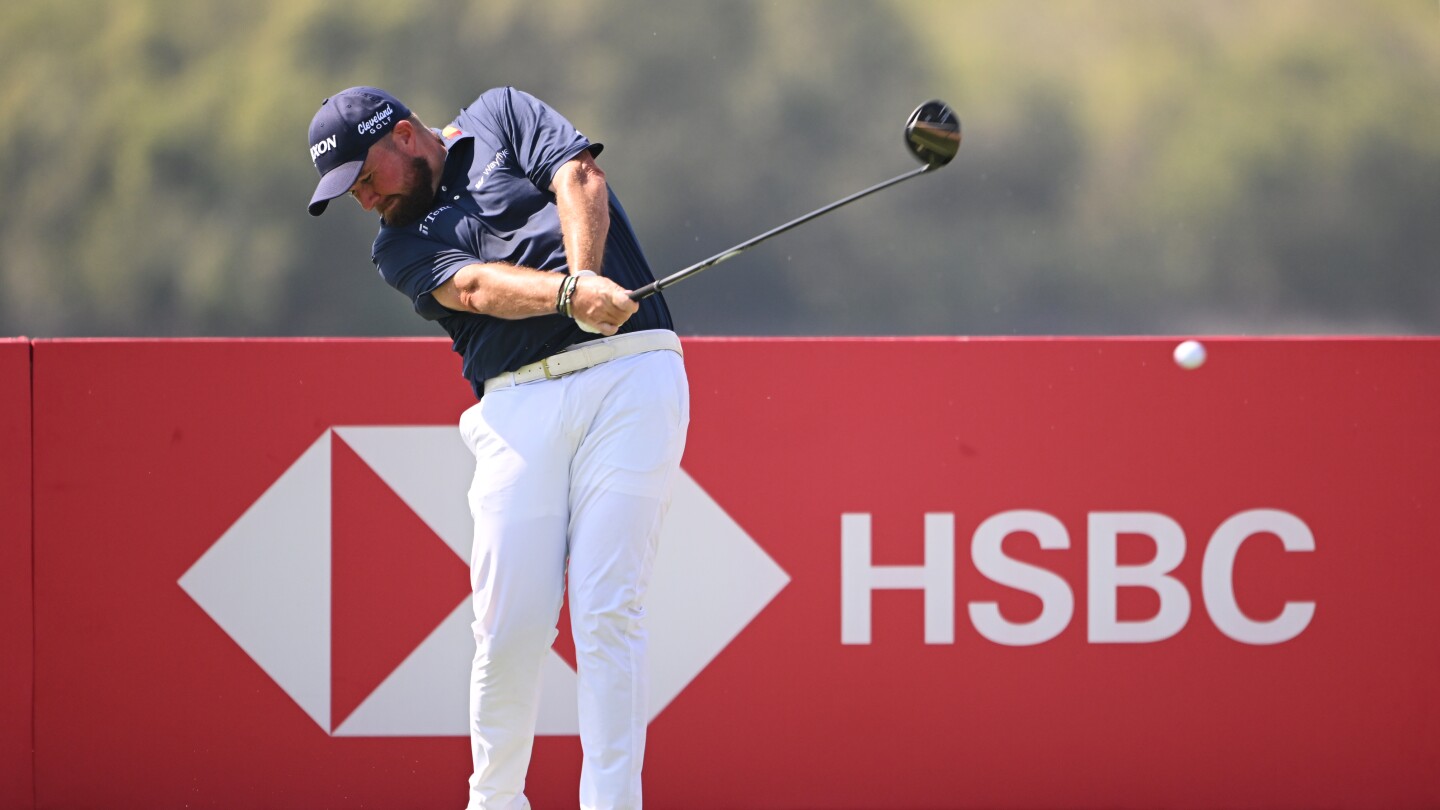 With 12 new clubs and ball, Shane Lowry leaps into contention in Abu Dhabi