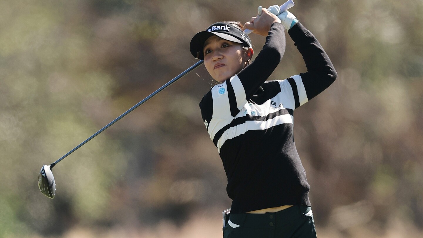 Lydia Ko locks in full game in CME Group Tour Championship Round 1