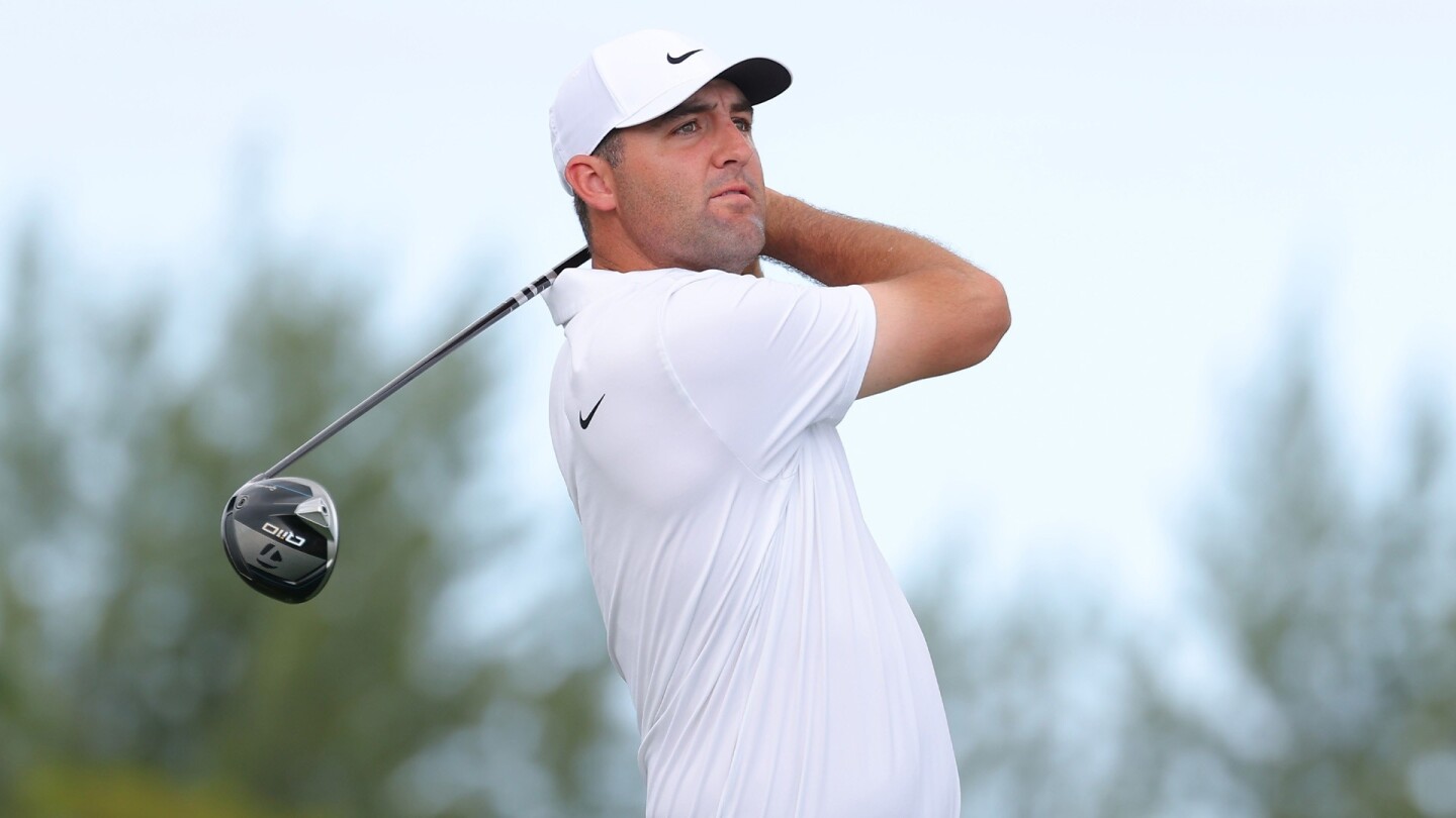 Scottie Scheffler opens Hero World Challenge strong with new putting grip