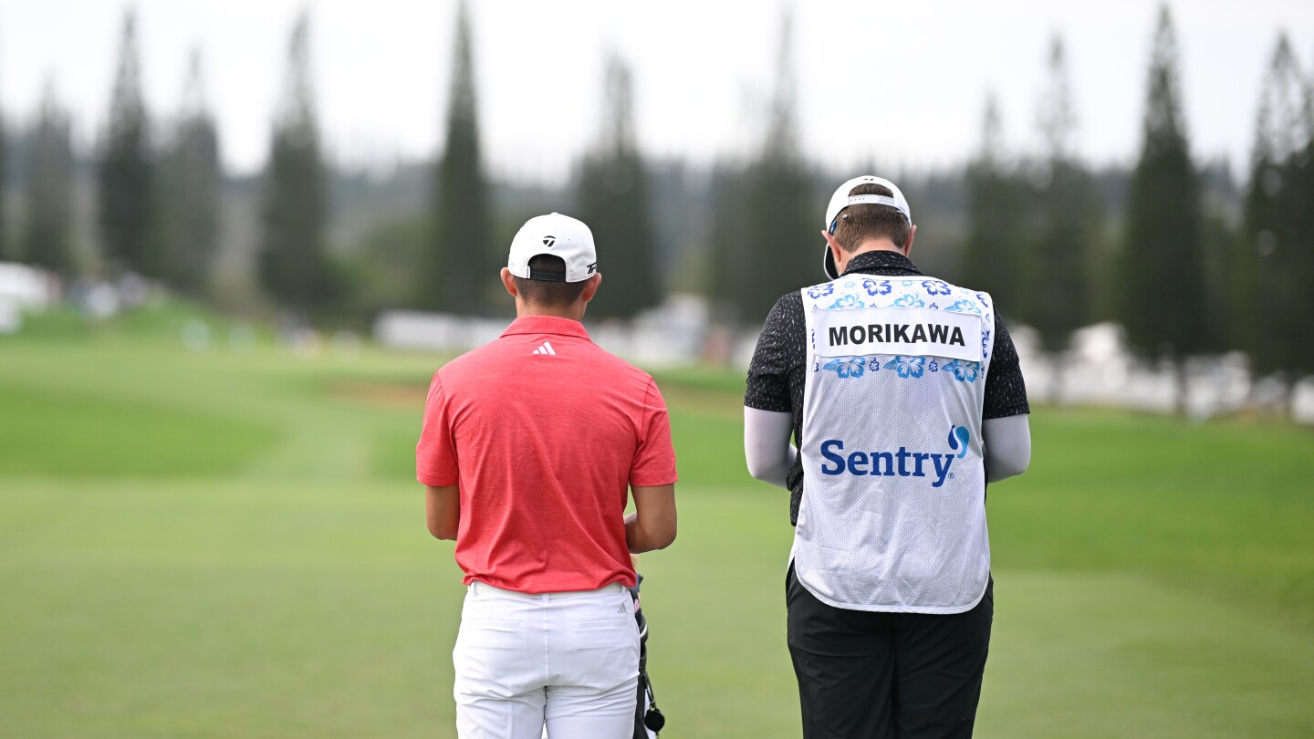 Anatomy of a birdie: Collin Morikawa, caddie prove why on-course mics are great idea