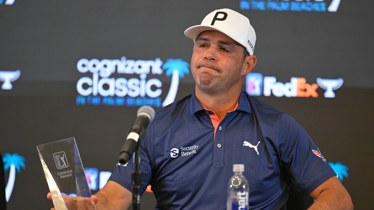 Gary Woodland receives PGA Tour Courage Award after return from brain surgery