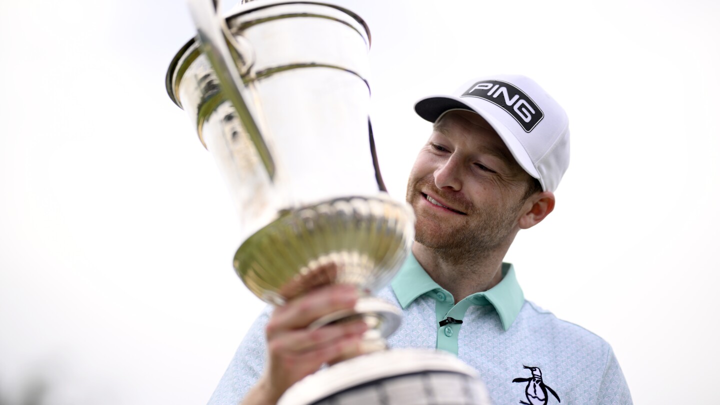 Who needs speed? In bomber’s paradise, Brian Campbell stands out in Mexico Open victory